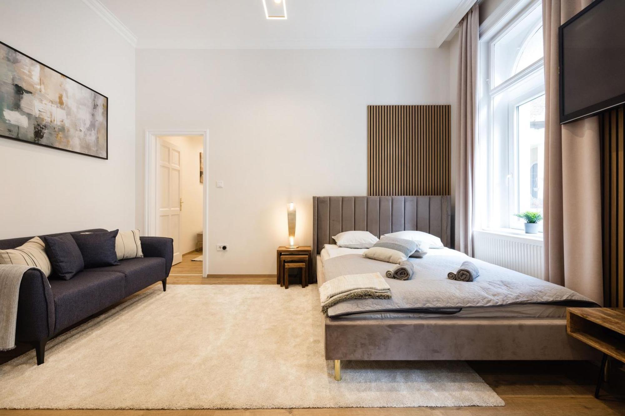 Apartamento Sleek Downtown Living Budapest Exterior foto
