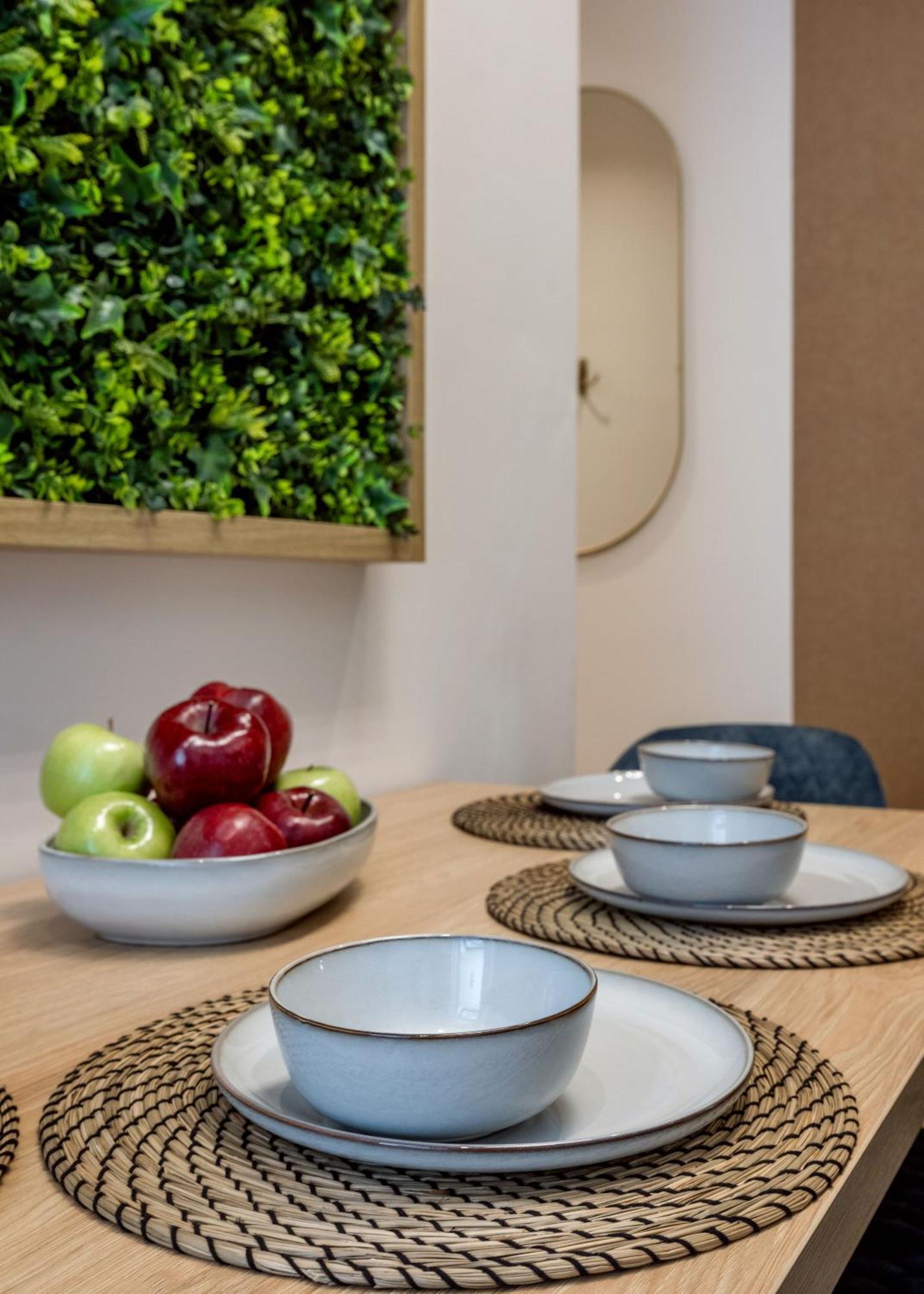 Apartamento Sleek Downtown Living Budapest Exterior foto